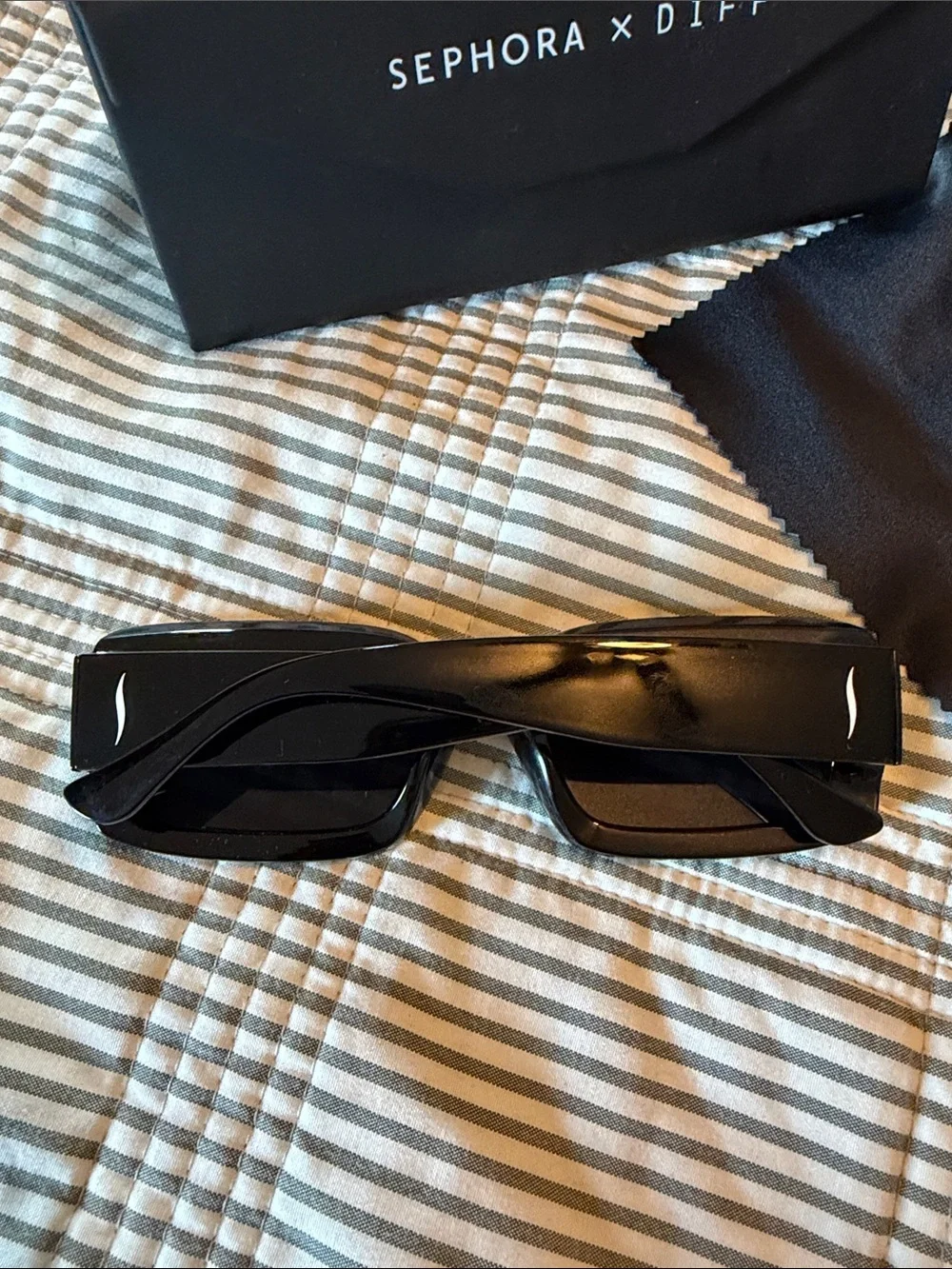 Black Rectangle Sunglasses